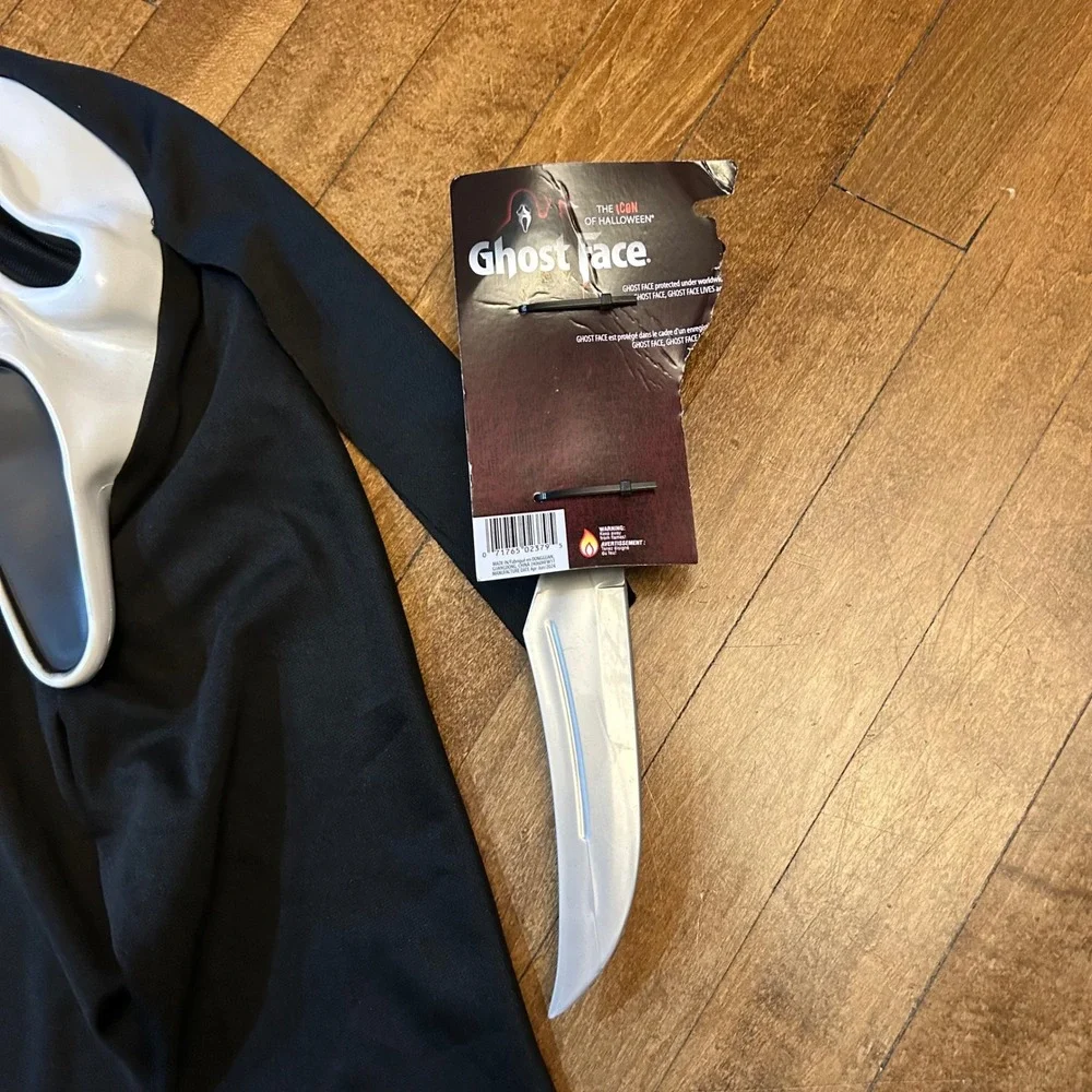 Ghost Face Scream Halloween Mask w/ Hood & Toy Knife Horror Costume Accessories